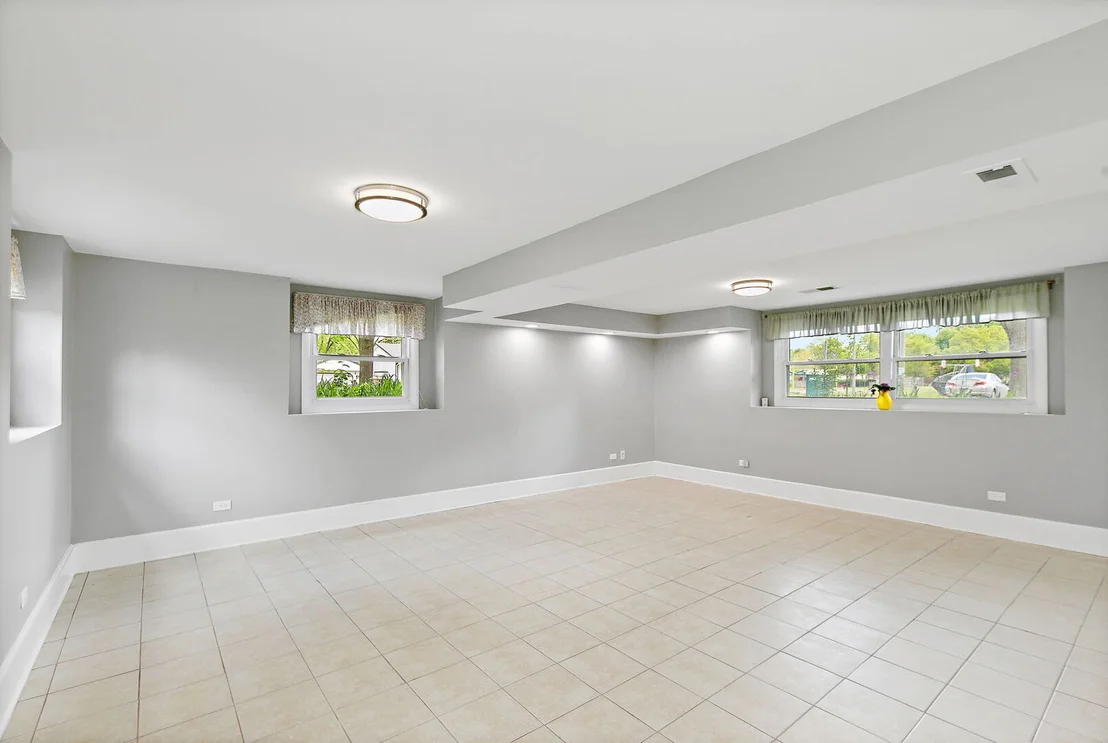 Photo of 4403 Maple Court