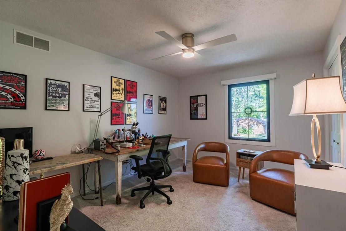 Photo of 2202 Hedgewood Drive