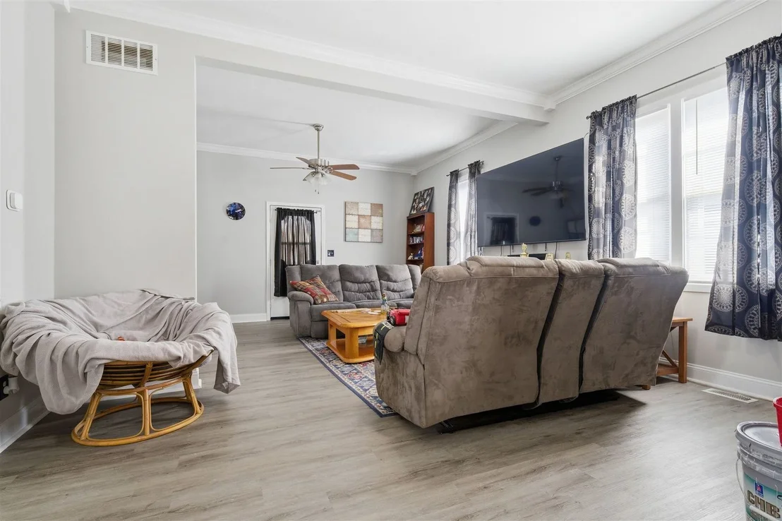 Photo of 1101 Bunn Street