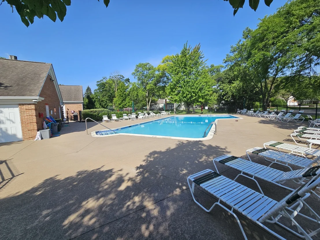 Photo of 809 Willow Hills Lane