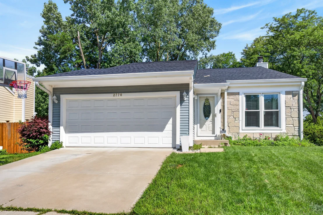 Photo of 2770 Stoneybrook Lane
