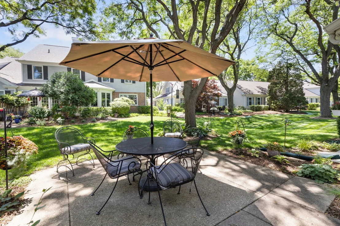 Photo of 809 Willow Hills Lane