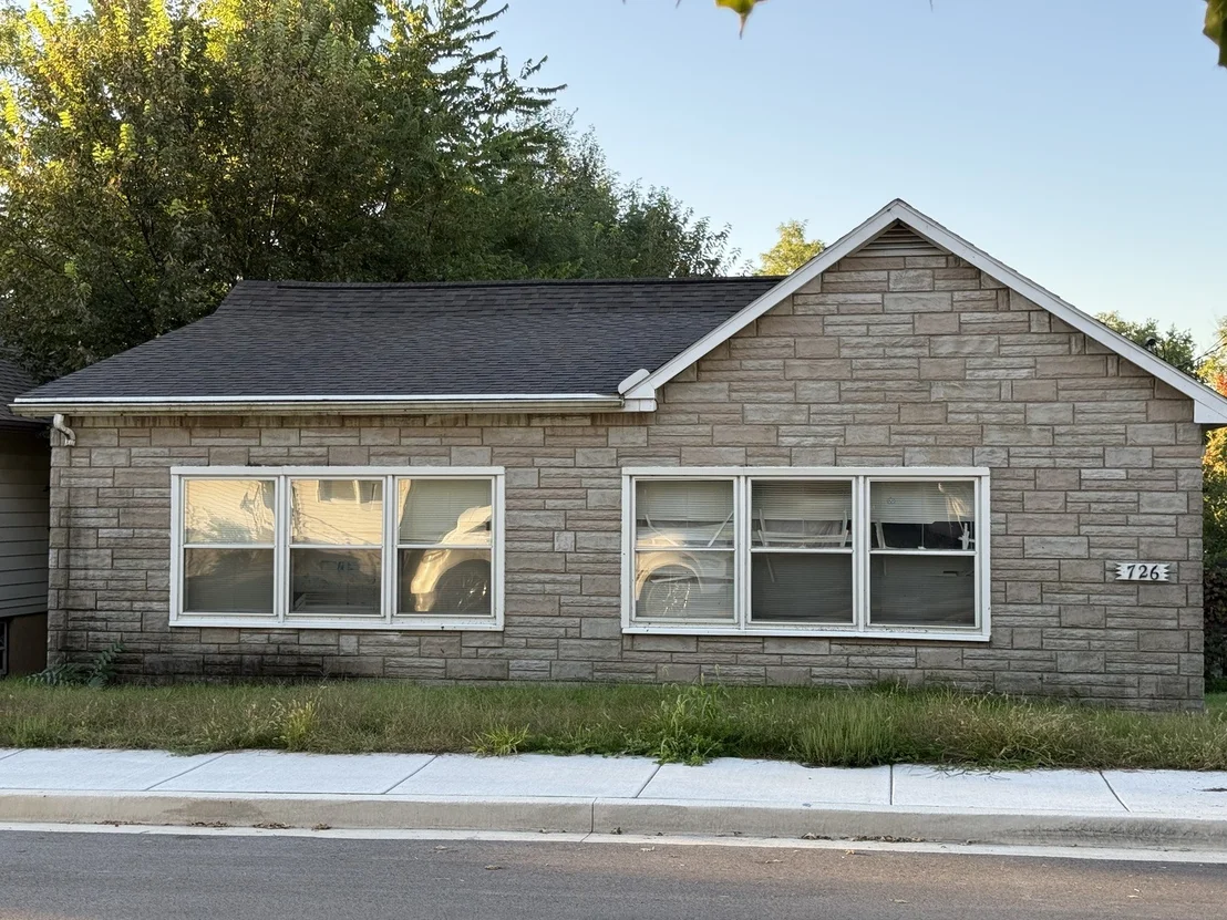 Photo of 726 6th Street
