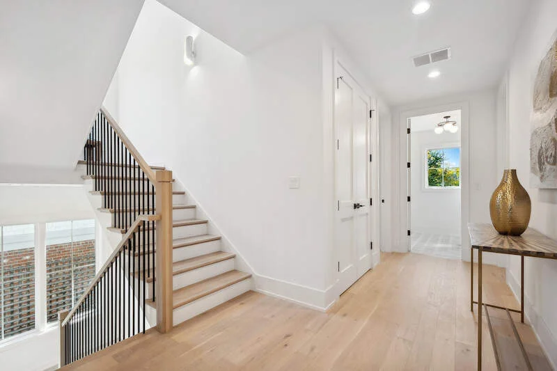 Photo of 1209 Maple Avenue