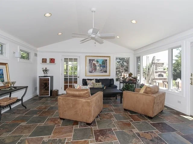 Photo of 614 Applegate Lane