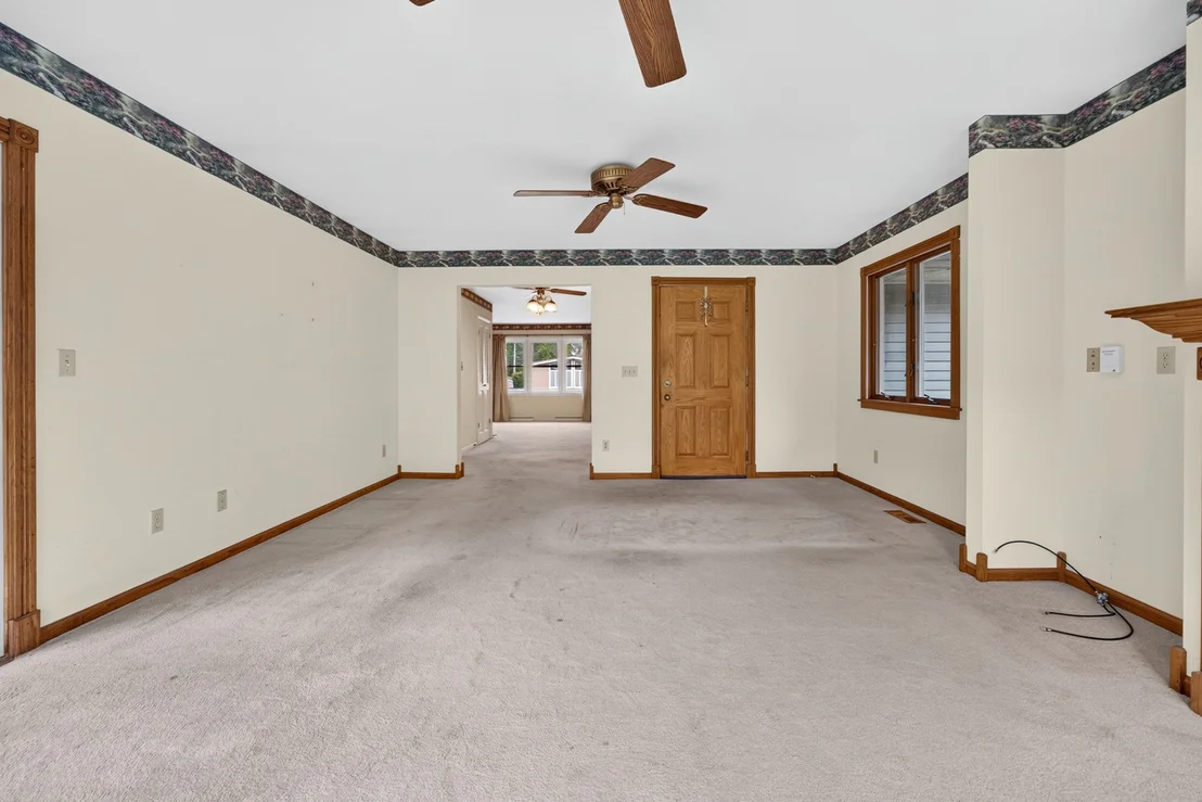Photo of 405 Warren Avenue