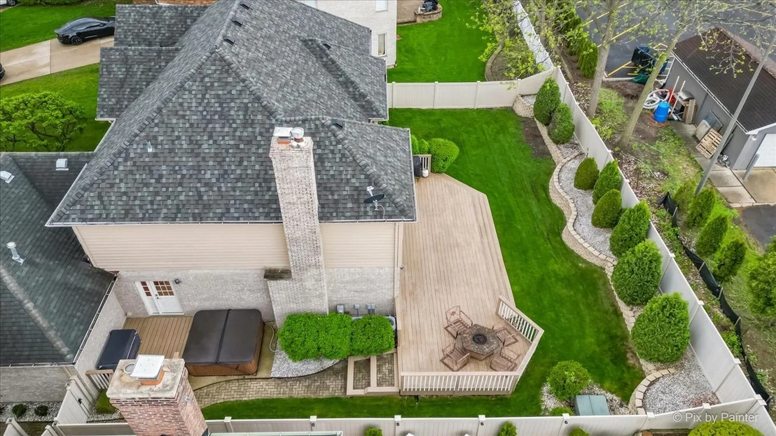 Photo of 958 W Stonehedge Drive