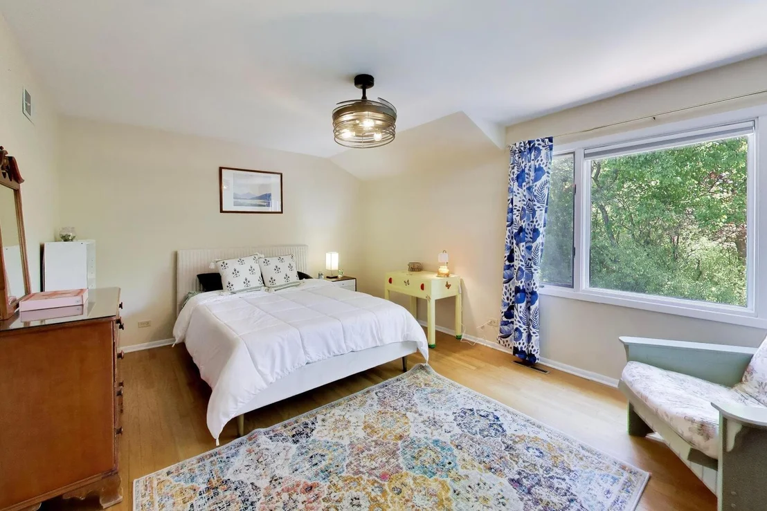 Photo of 1109 Shermer Road
