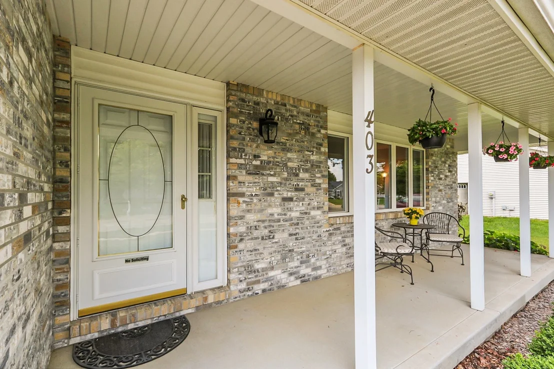 Photo of 403 N Cedar Drive