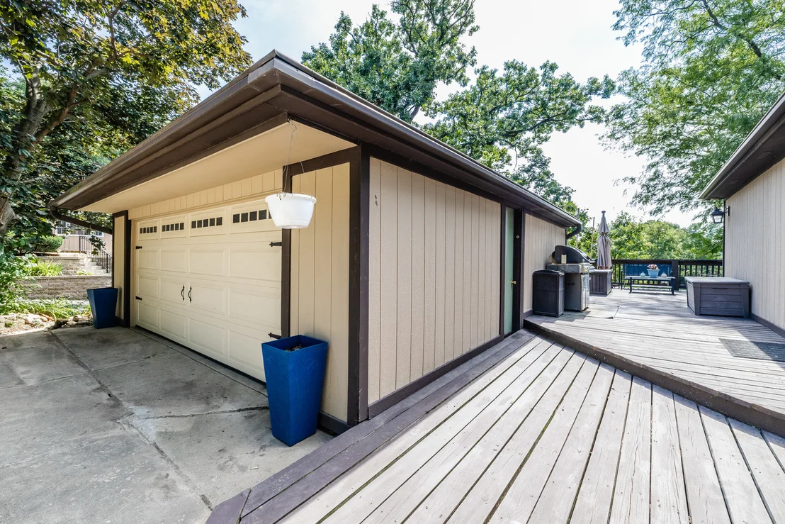 Photo of 5216 Riverview Drive