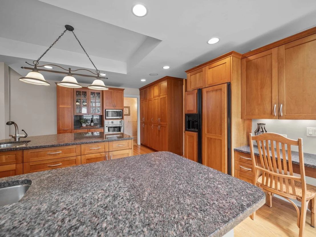 Photo of 1115 Forest Avenue