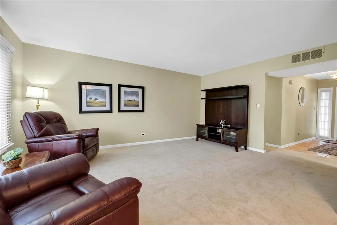 Photo of 1525 Mayfield Lane