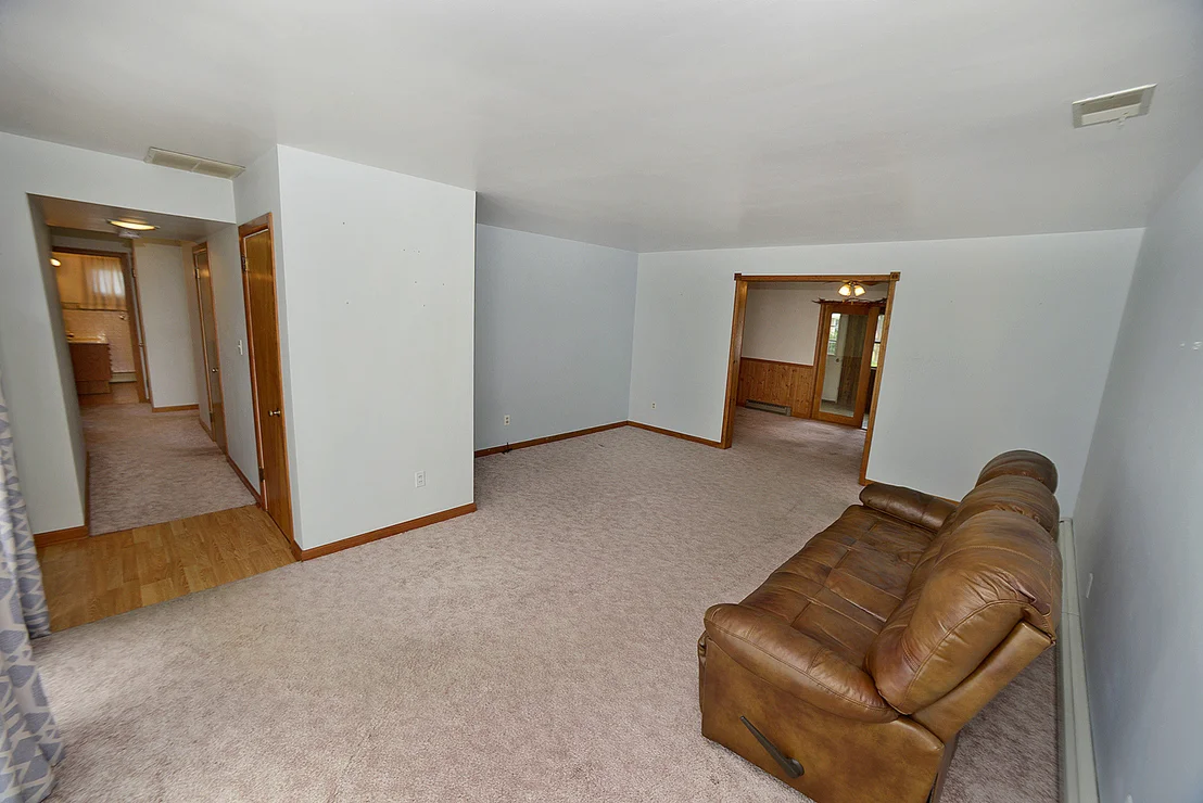 Photo of 915 Adams Street