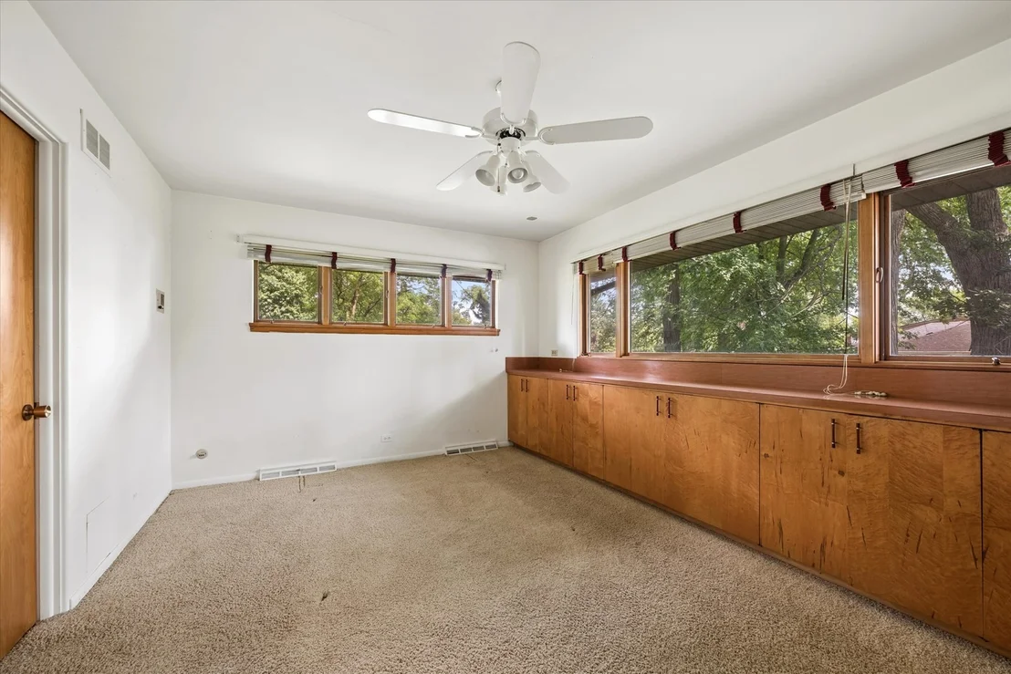 Photo of 1655 Forest Drive