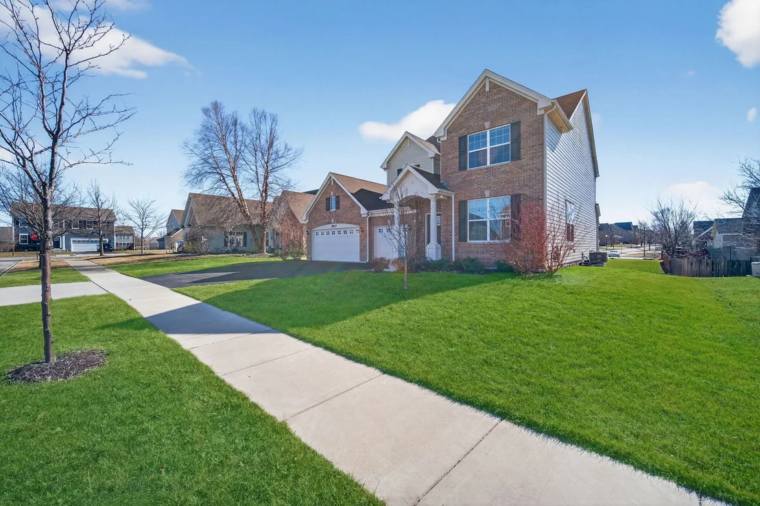Photo of 3803 Ivy Lane