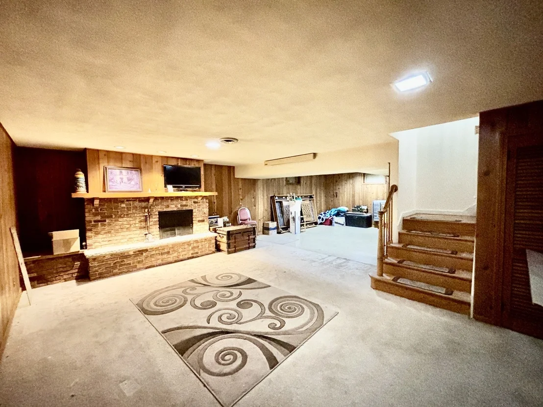 Photo of 1240 S Appleton Road