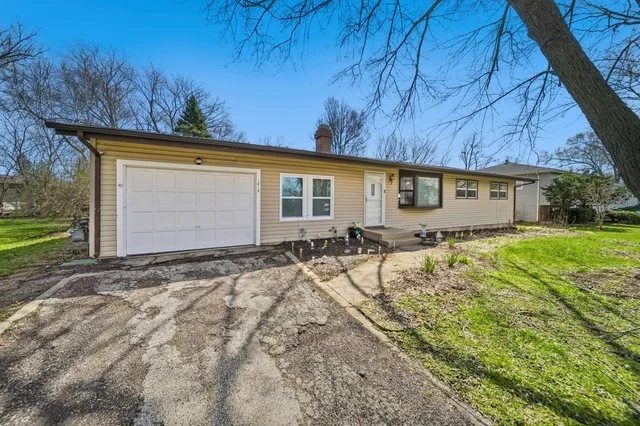 Photo of 1412 Beach Road