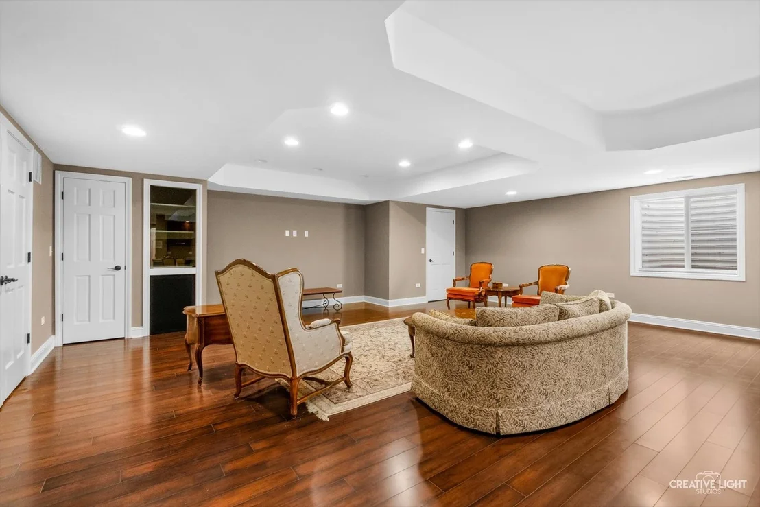 Photo of 2832 Chevy Chase Lane