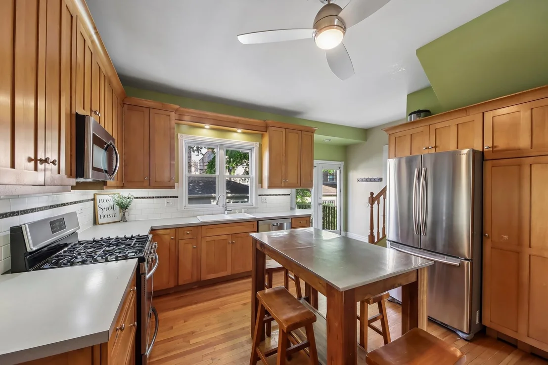 Photo of 537 Ferdinand Avenue