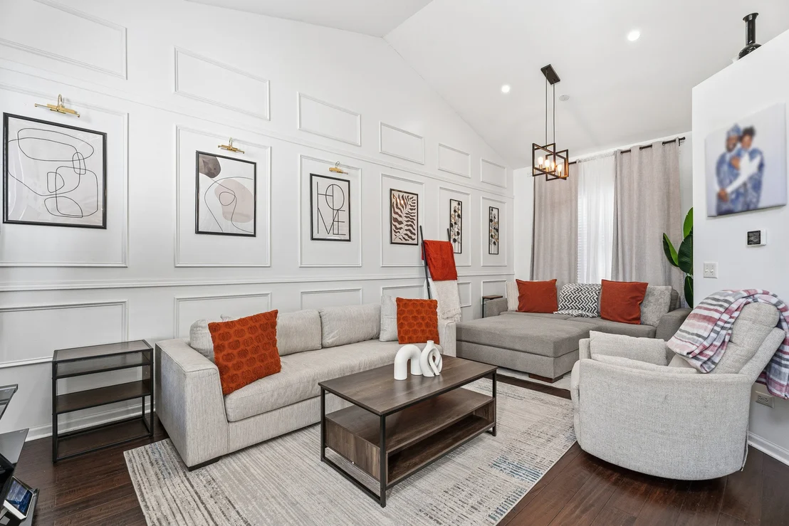 Photo of 568 Cambridge Drive