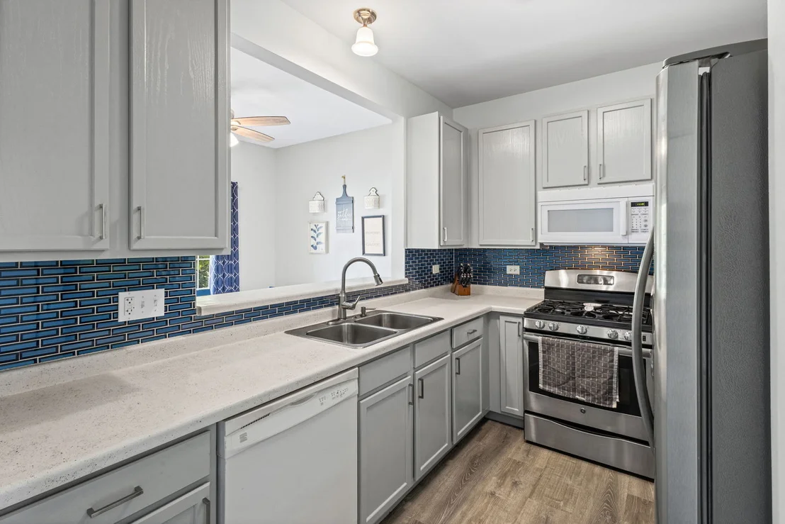 Photo of 1104 Colonial Drive
