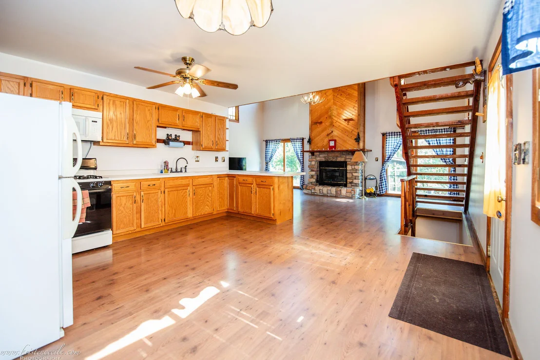 Photo of 804 N 2199TH Road