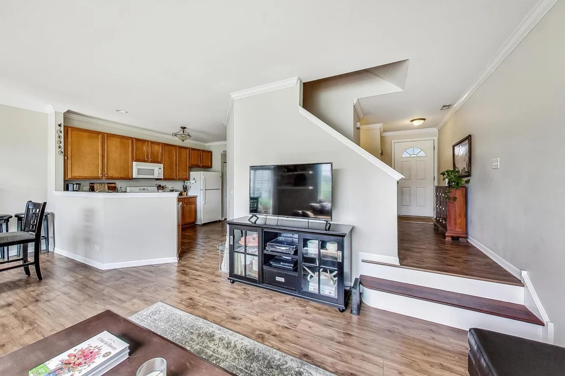 Photo of 612 Arbor Circle