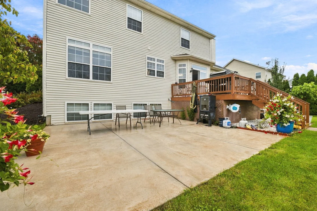 Photo of 304 Edgewood Drive