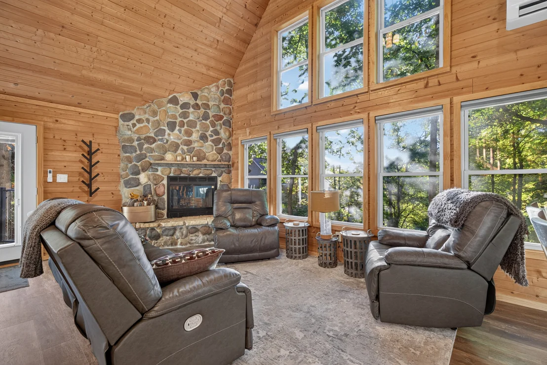 Photo of 702 Walnut Hill Circle