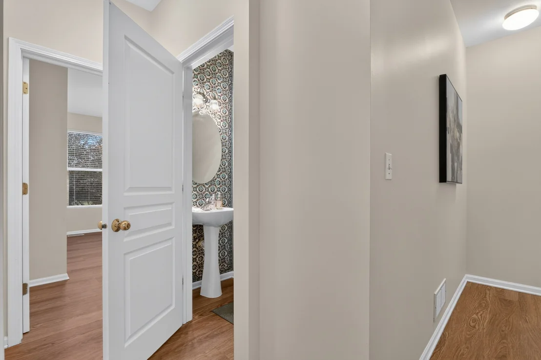 Photo of 2835 Waterfront Avenue