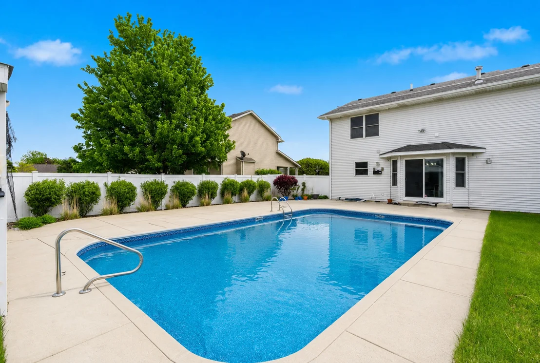 Photo of 855 Magnolia Drive