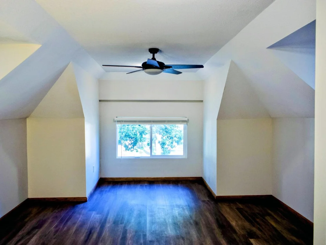 Photo of 1037 N 8th Street