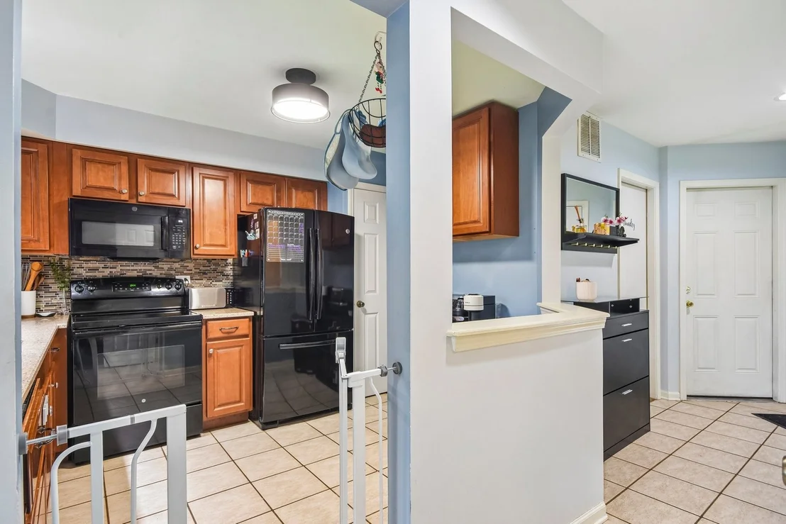Photo of 418 Lakeview Circle