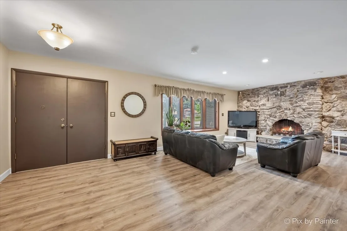 Photo of 2631 N Stuart Drive