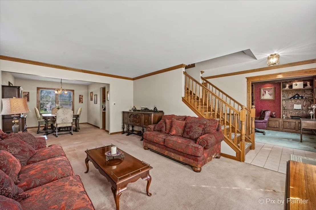 Photo of 765 Crest Drive