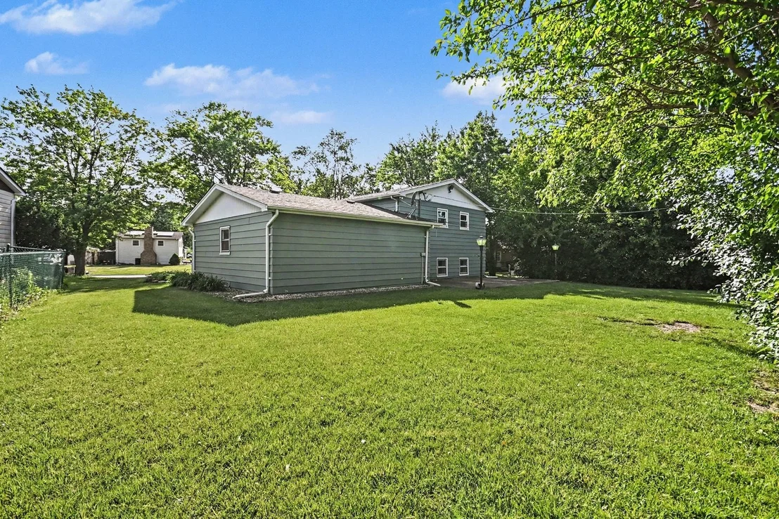 Photo of 15405 James Drive