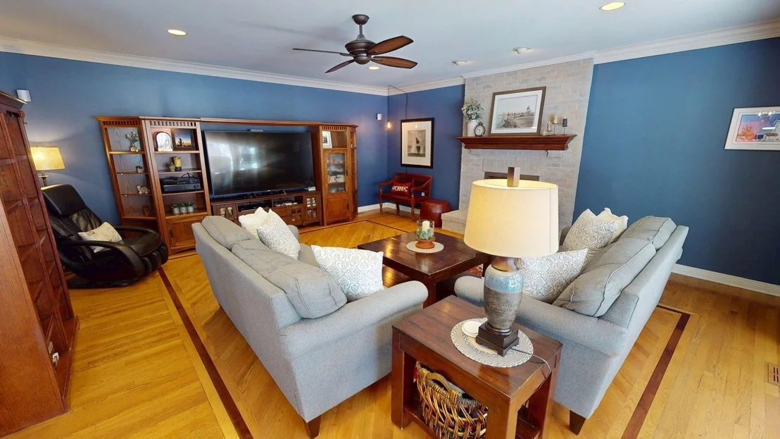Photo of 1107 VINEYARD Drive