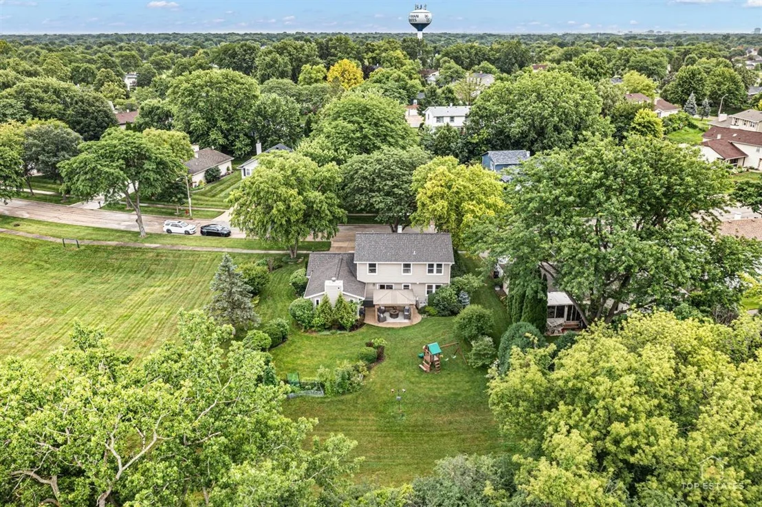 Photo of 4030 N Parkside Drive