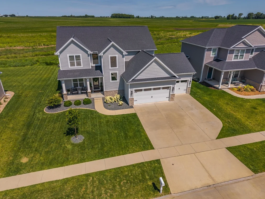 Photo of 1117 Willow Creek Drive