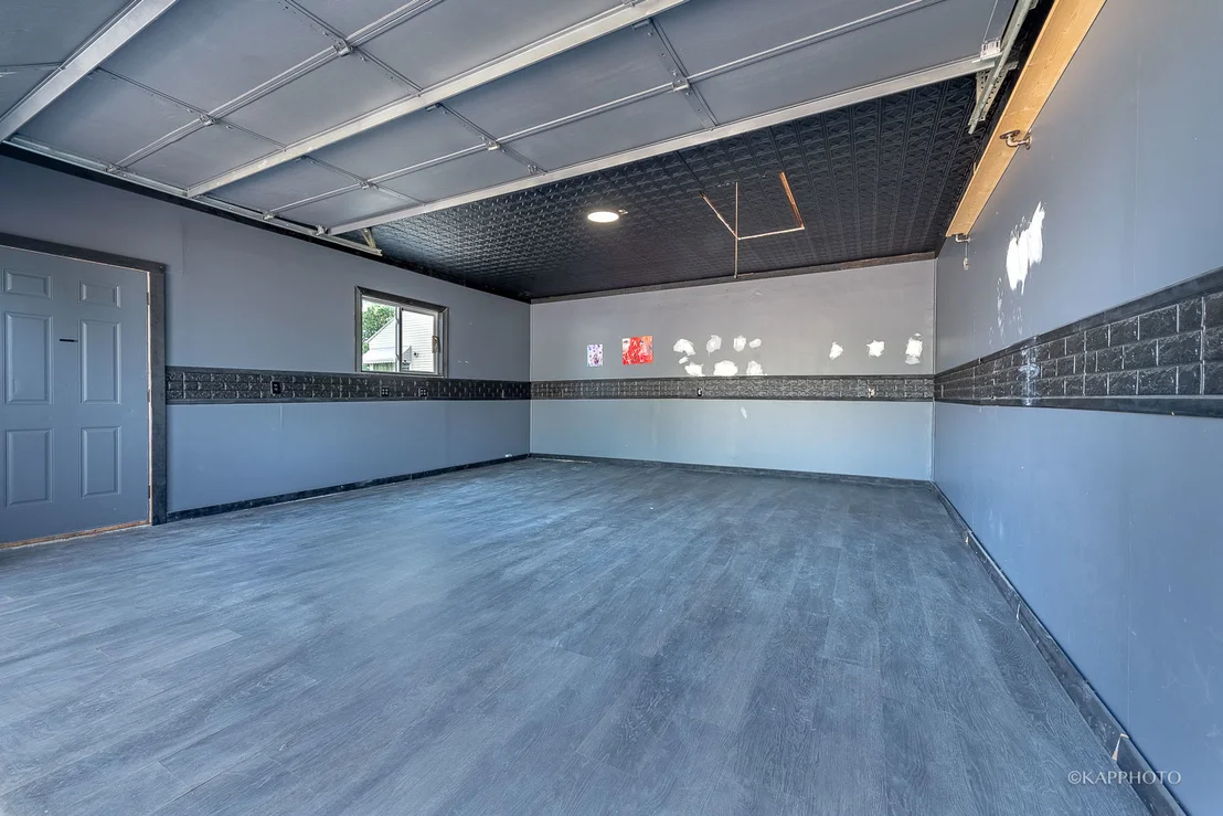 Photo of 40 W 36th Place