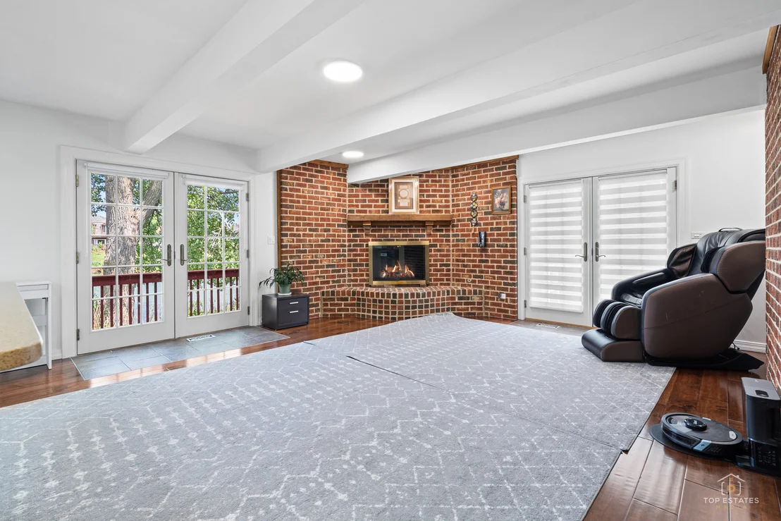 Photo of 887 N Dovington Court
