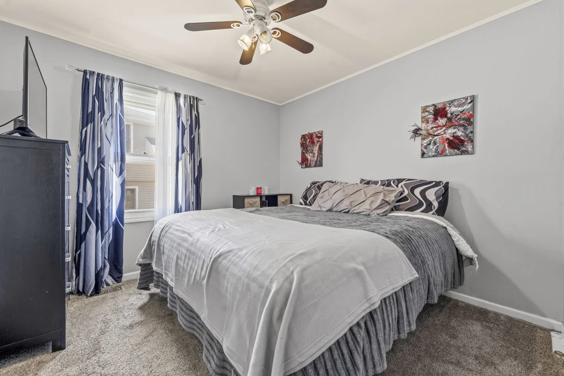 Photo of 1041 Fulton Drive