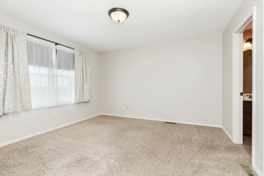 Photo of 2932 Shepard Road
