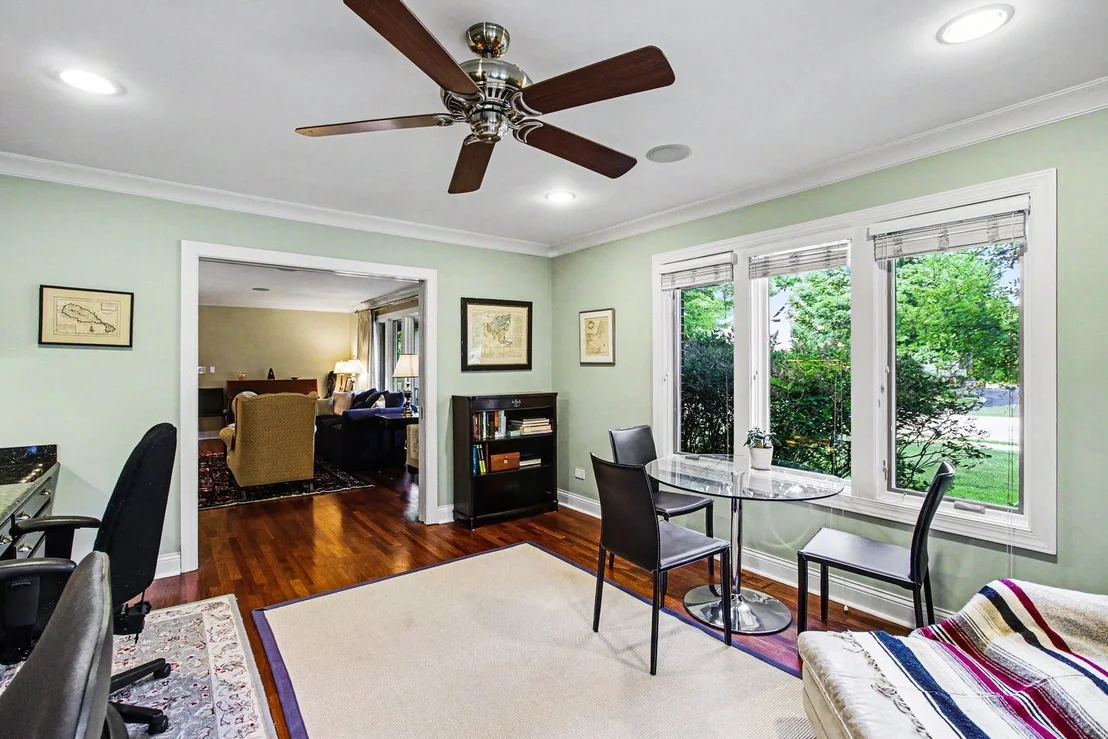 Photo of 860 Kenton Road