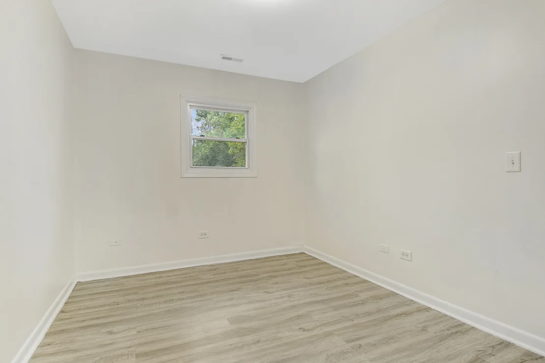 Photo of 108 Shabbona Drive