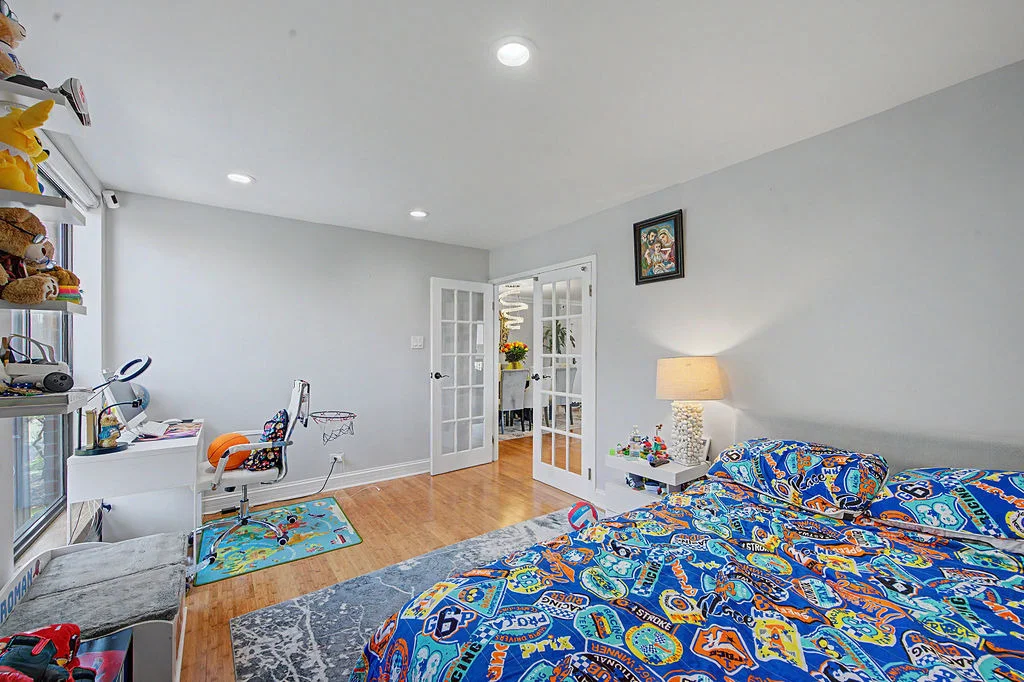 Photo of Unit 210 at 701 FORUM Square