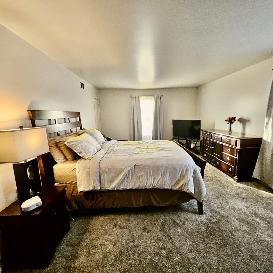 Photo of 829 Academy Avenue