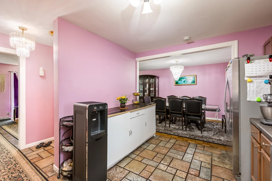 Photo of Unit B at 8828 Dee Road