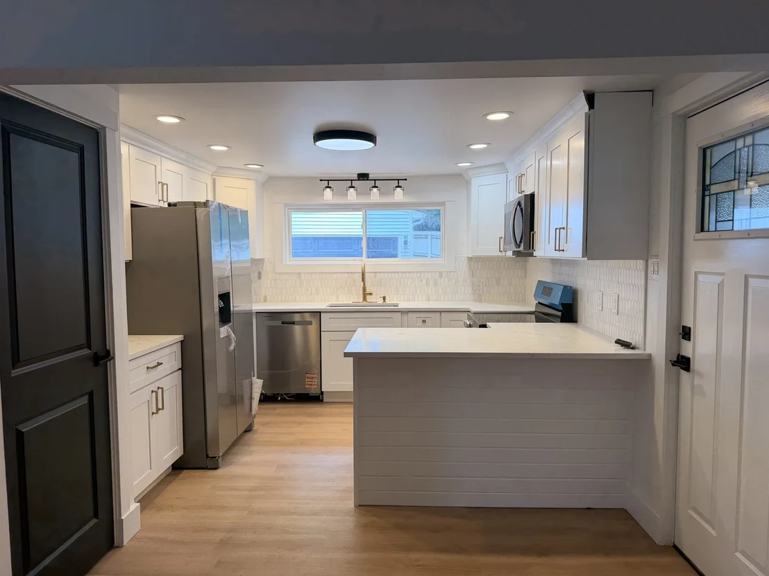 Photo of 121 Oak Drive