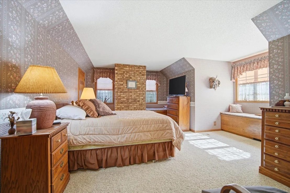Photo of 2 Breckenridge Drive